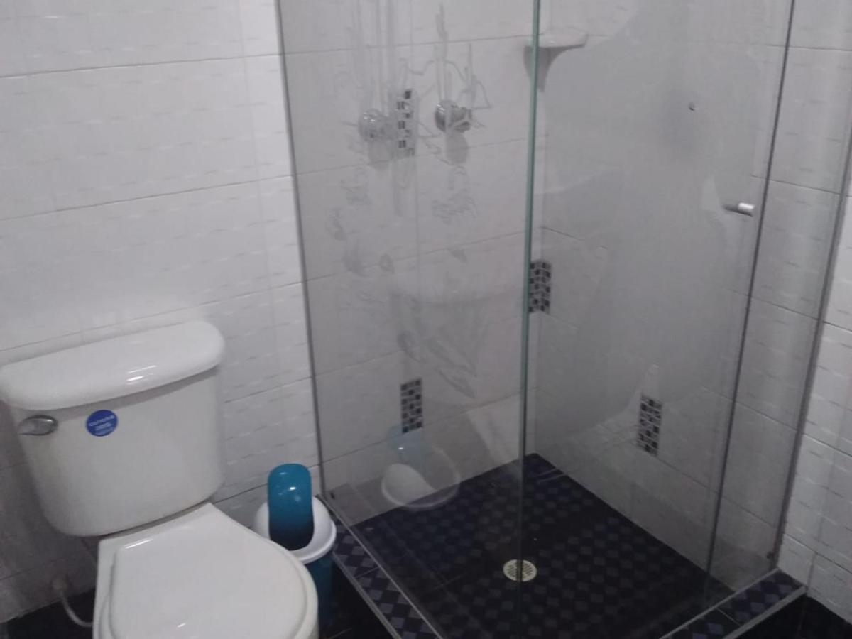 Habitación con baño privado cerca al aeropuerto Bogotá Exterior foto